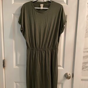 Women’s Olive Green Maxi Dress